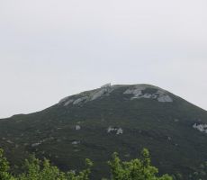 Še slaba ura do vrha